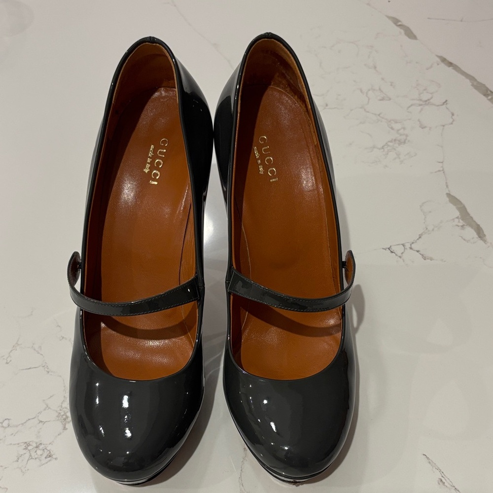Gucci Black Patent Leather Heels